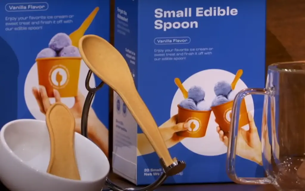 What are incrEDIBLE Eats spoons made of?